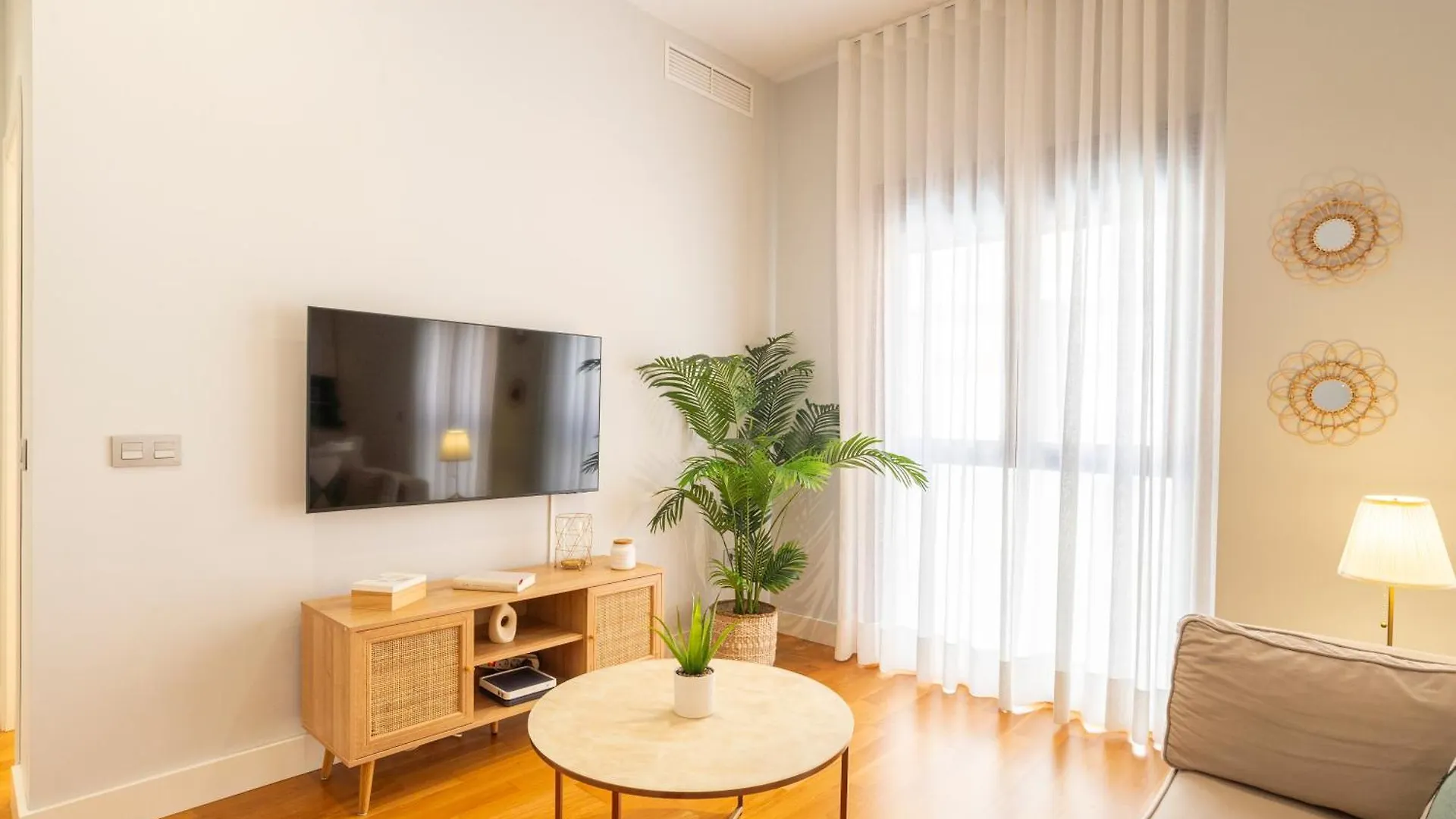 Souviron & Old Town By Ele Apartments Μάλαγα