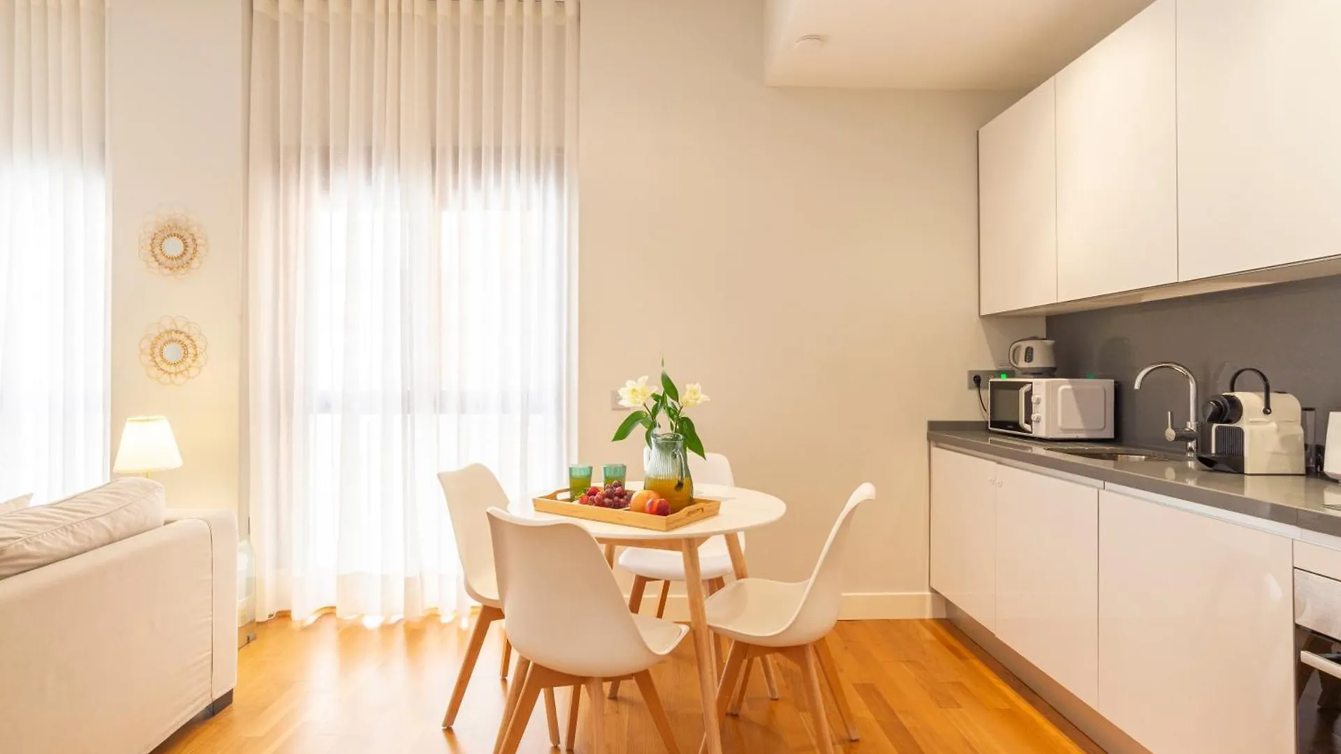 Souviron & Old Town By Ele Apartments Μάλαγα